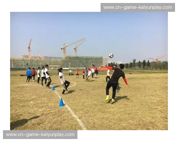 开云体育后场出球战术:引领足球新潮流 开云体育后场出球战术:引领足球新潮流