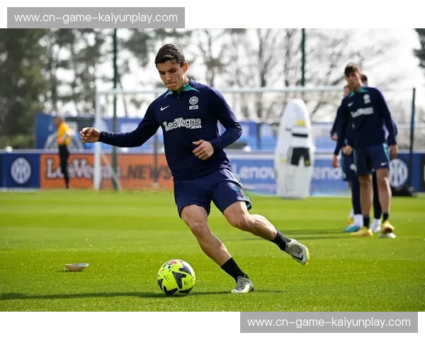 蓝衣军团的青春风暴：当意大利U20再次定义足球，我们正见证一段传奇的启航